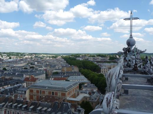 Vue du quartier Notre-Dame et de l'avenue de Saint-Cloud, mai 2010, ©Ph.Cachau