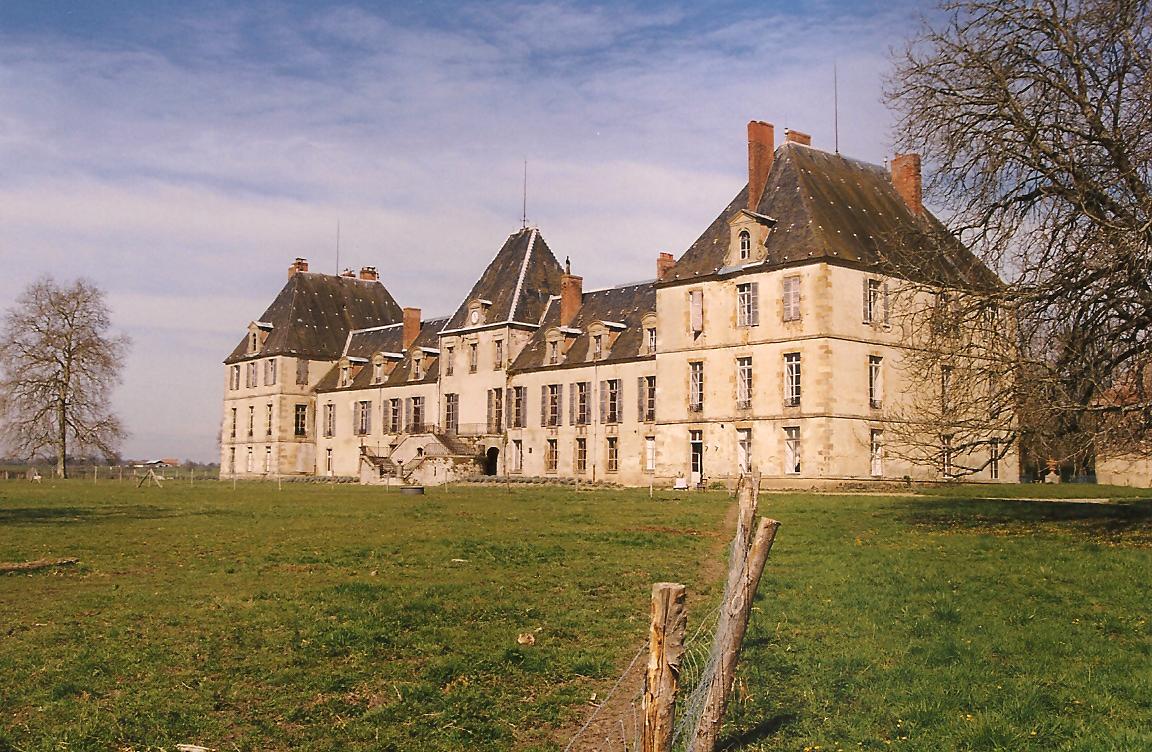 Chateau de Lurcy-Lévis (Allier), cl. Ph Cachau