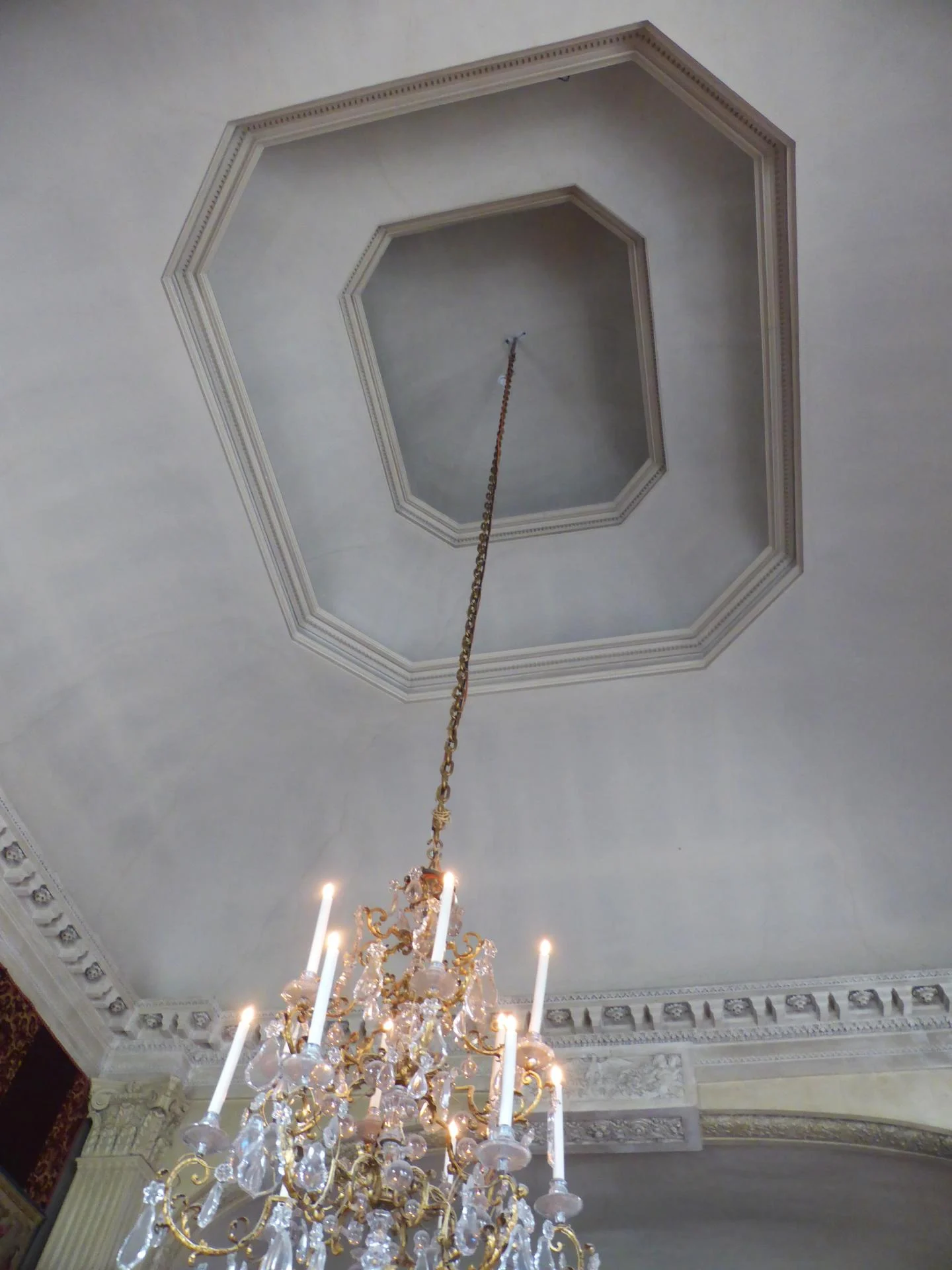 Plafond de l'antichambre du roi à restaurer